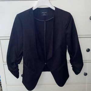 Black blazer with ruched arms